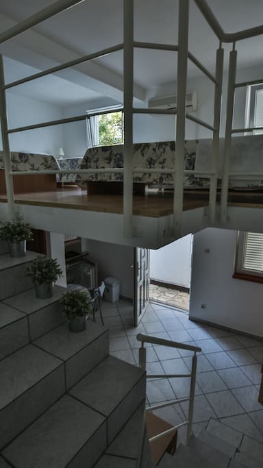 Bedroom/Kitchen