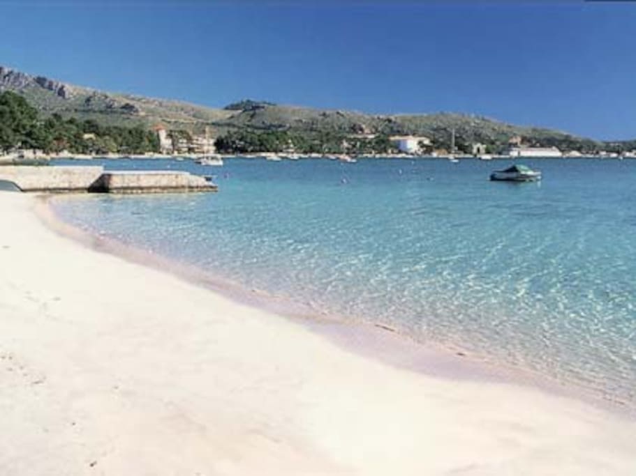 Beach near the apartment in 100 mts