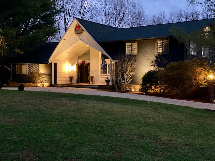 House in Virginia’s Horse and Wine Country Houses for Rent in