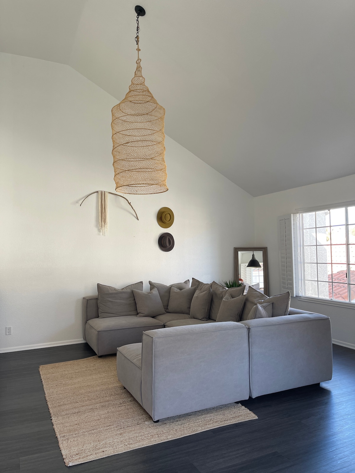listing_image