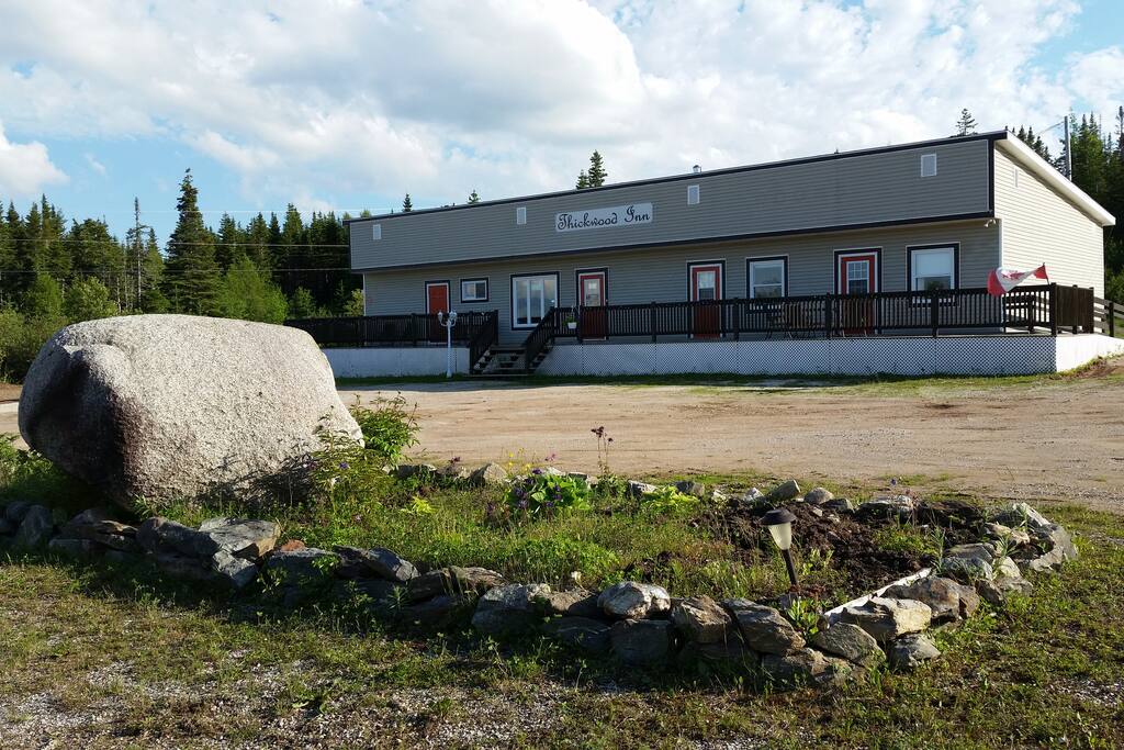 Thickwood Inn Efficiency Unit - Hotels for Rent in Cormack