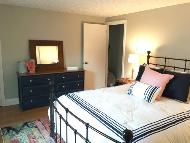 Book Sept & Oct Stays Now – Best time on island! gallery image 5