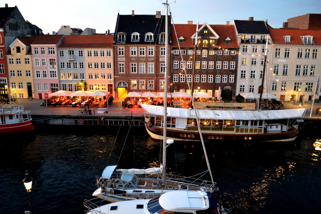 Nyhavn, our charming and beautiful neighborhood, where you will find yourself sorrowed by nice restaurants and cultural life.