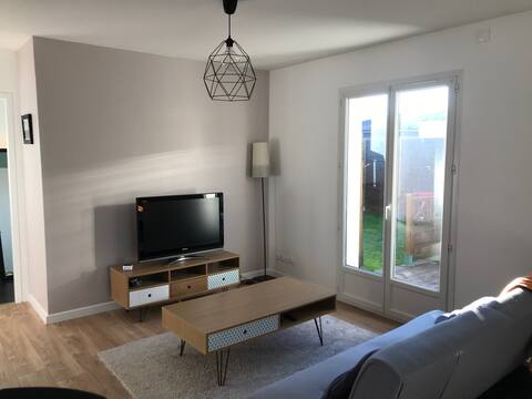 Nice T2 house near Bordeaux with terrace