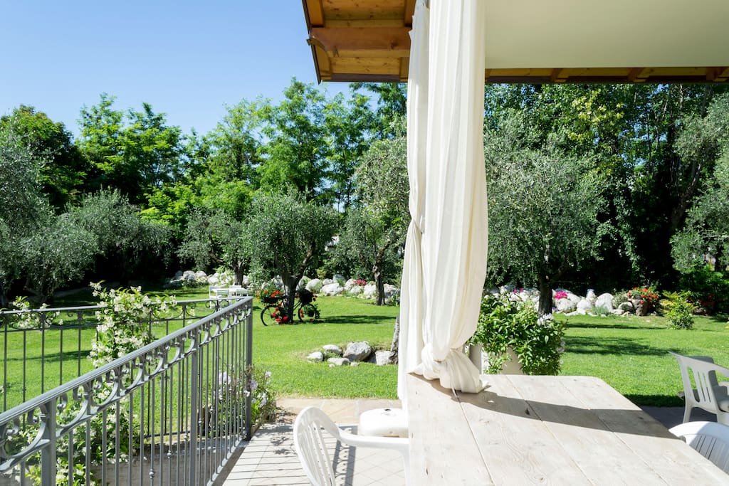 New White Country house Garda Lake Houses for Rent in Toscolano