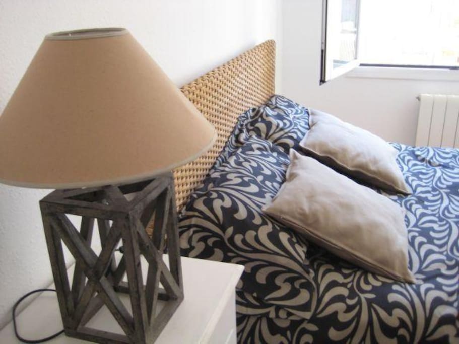 Bed room