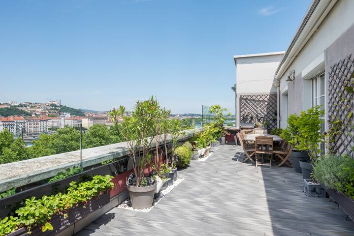 Appartement grande terrasse vue panoramique et spa gallery image 5