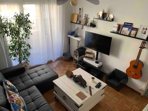Top performing Airbnb: Beautiful apartment 10 min walk from Cornavin train station in Pâquis