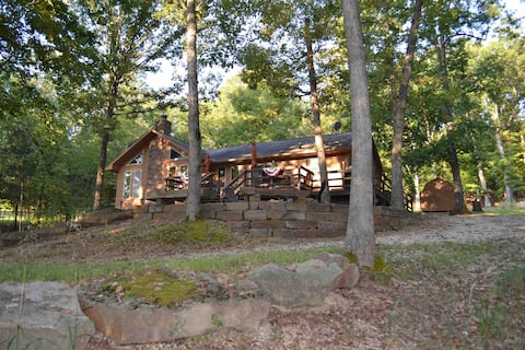 Top performing Airbnb: Private Cabin on Beaver Lake in Lost Bridge Village