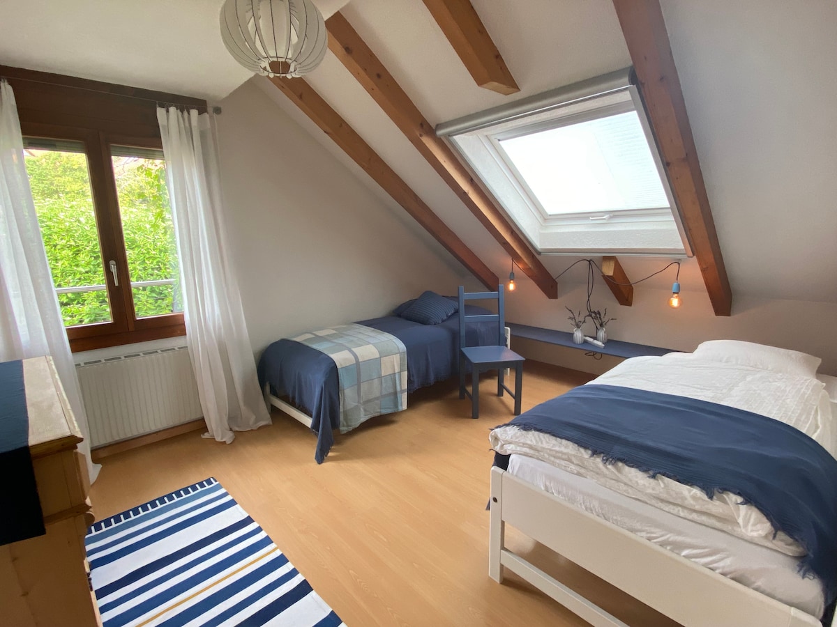 ห้องสีฟ้า