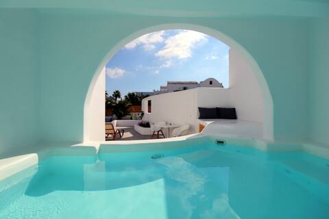 Superior suite with plunge pool
