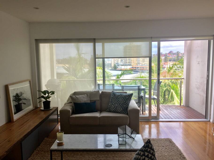 The lounge room and balcony