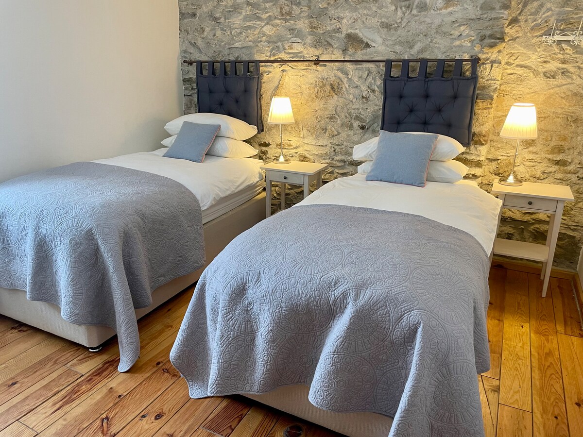 寝室5 （ 2ベッドルームのギート内）。 