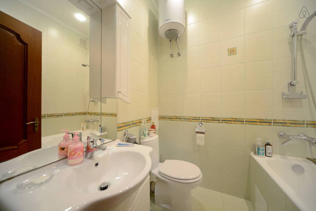 A good sized bathroom with a bathtub, a water boiler is there for the rare occasions when there is no hot water due to maintainance works ect.