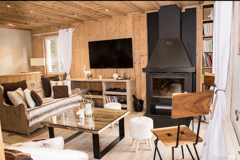 Top performing Airbnb: 4* rated individual premium cottage in Bolquère