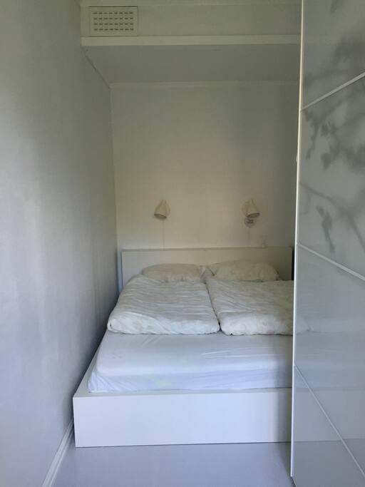 Bedroom with queen-size bed