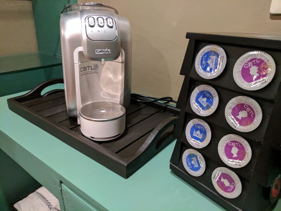 Coffee/tea single serve machine (CBTL)