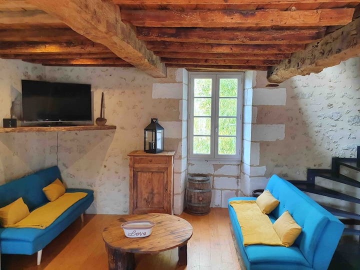 Maison De Campagne Calme Avec Piscine Privée - Dordogne
