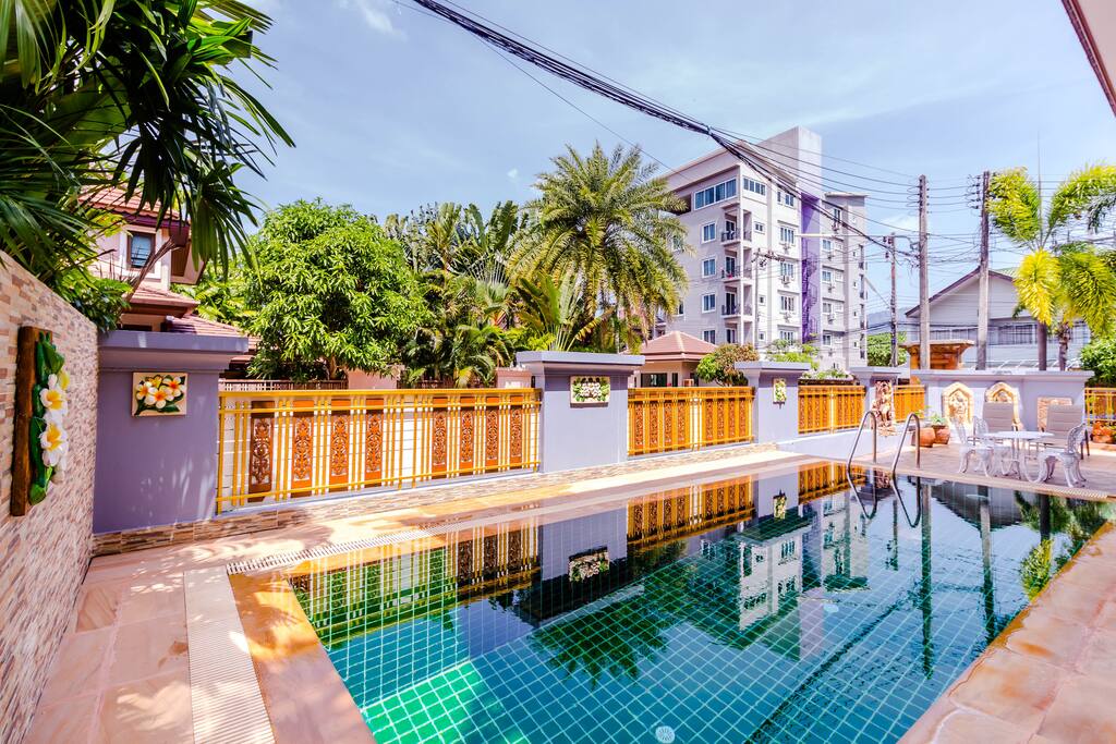 the lovely Pool