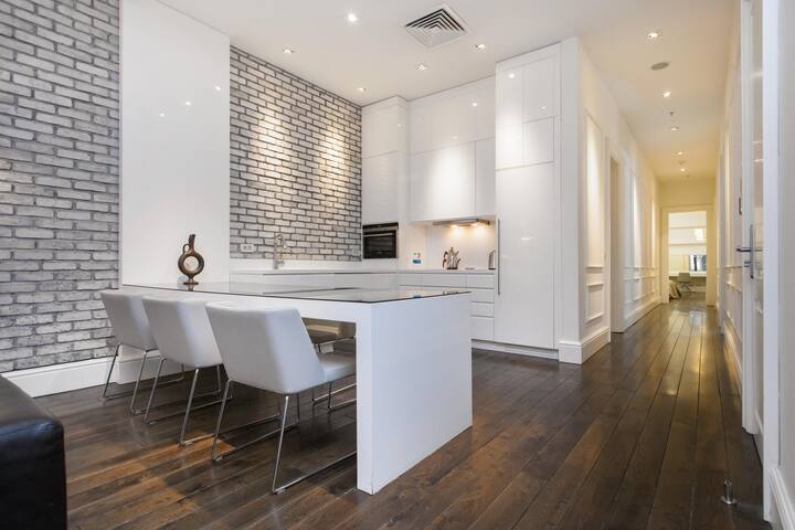 PERA★2BR-2BA★SPACIOUS ★BALCONY gallery image 2