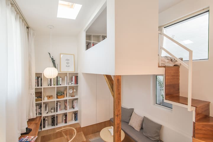 【Z HOUSE】Skylight Loft in City Center