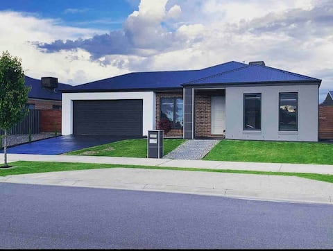 Wodonga House Huon hill