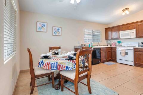 Great Home In Highland