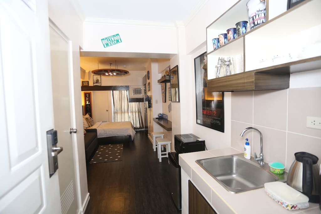 as you enter our room, you will immediately feel a different vibe. feeling like a movie star =)