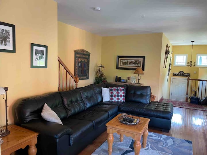 Hunter Mountain 2br Condo - Steps To Ski Slopes! - Hunter Mountain, NY