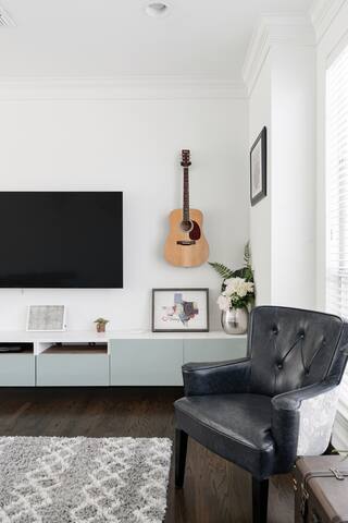 Sparkling Oasis of Oak Lawn – Dallas gallery image 4