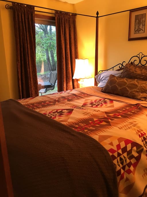 Pendleton Blanket gives you a perfect Pacific NW feel.