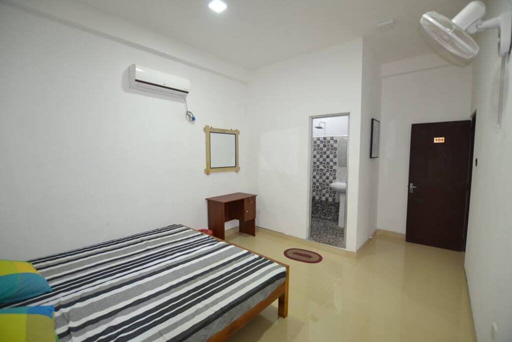 DOUBLE ROOM