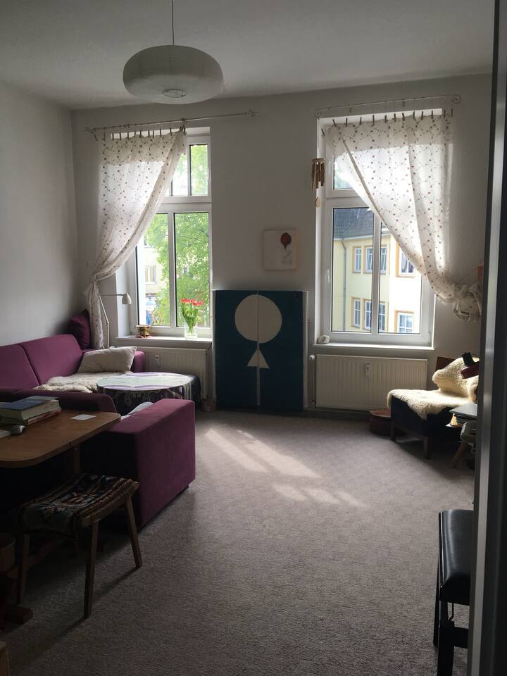 Whg., bright, close to center & neighbourhood, + coffee & tea