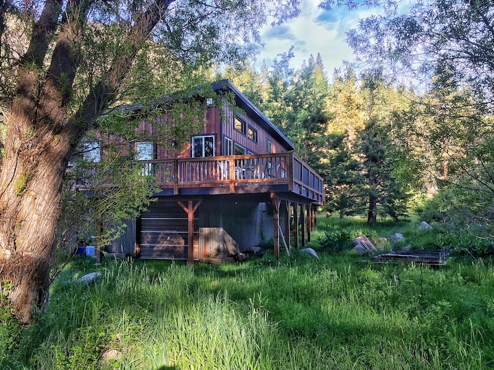 Christmas Valley River House Houses for Rent in South Lake Tahoe