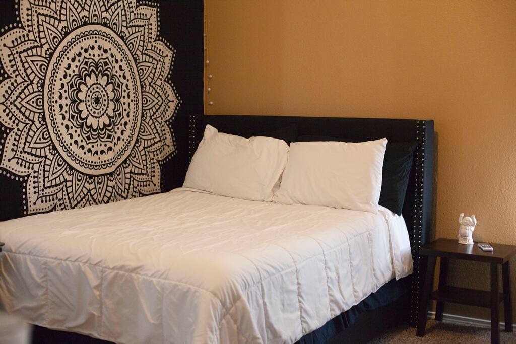 Queen Bed