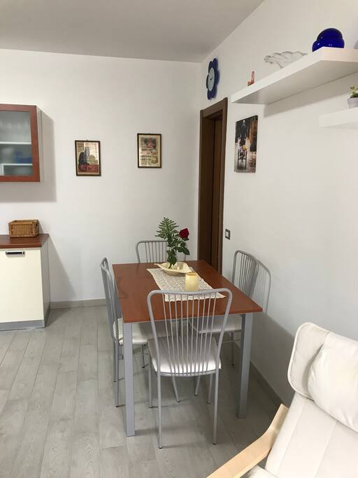 Tavolo da pranzo