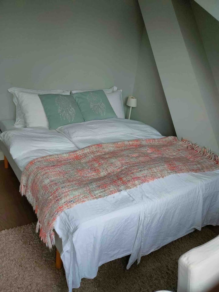 2nd floor bedroom #4 with double bed