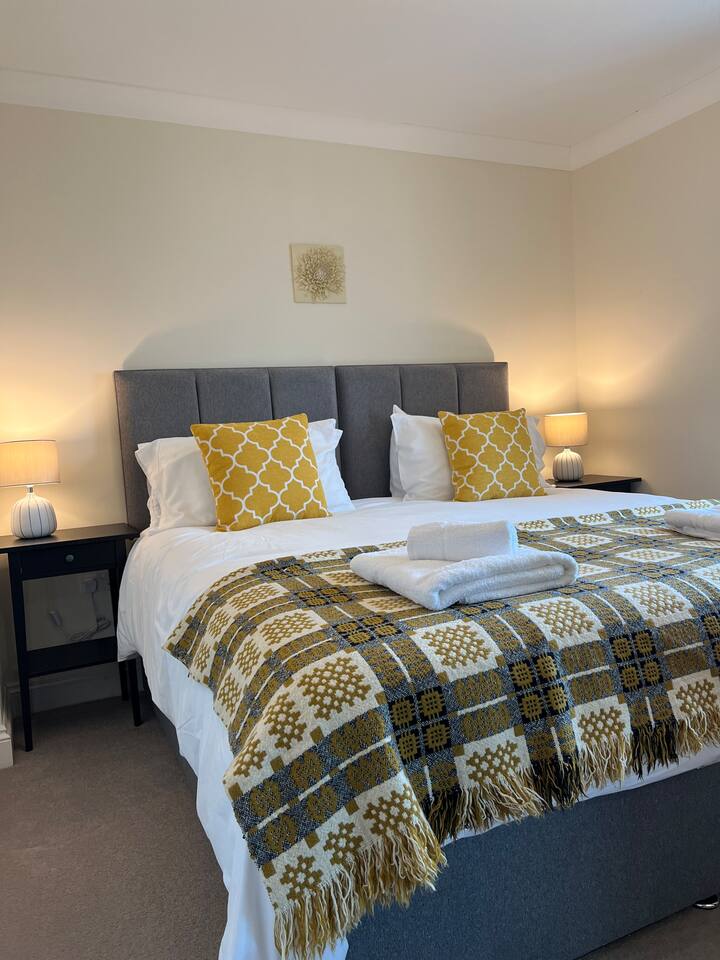 Chumba cha kifahari au chenye vitanda viwili