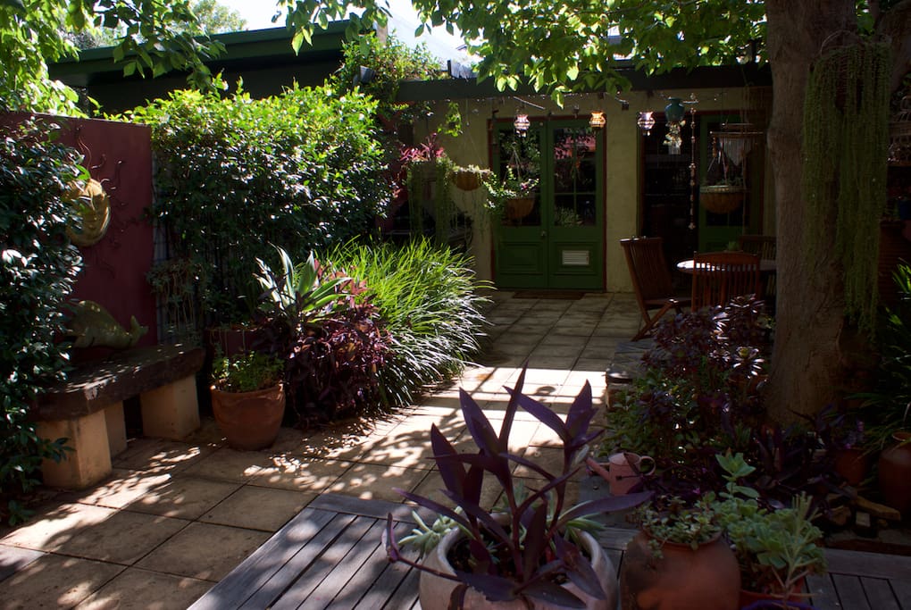 pretty outdoor courtyard with bbq