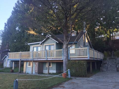 Bamfield Oceanfront Rental