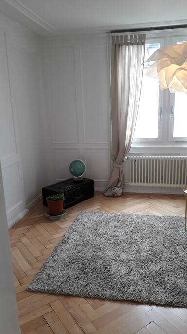 Wohnzimmer mit noch fehlendem Fernseher :)