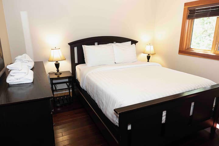 Camera da letto matrimoniale, piano principale