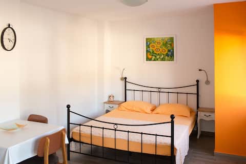Top performing Airbnb: Žirje, the last island from land, studioapartman! in Žirje
