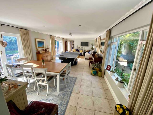 Family Friendly home in Newlands, top location. gallery image 5