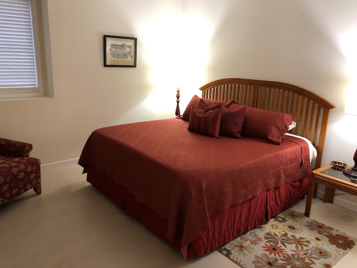 
Მეფის ოსტატი მეხსიერების ქაფით