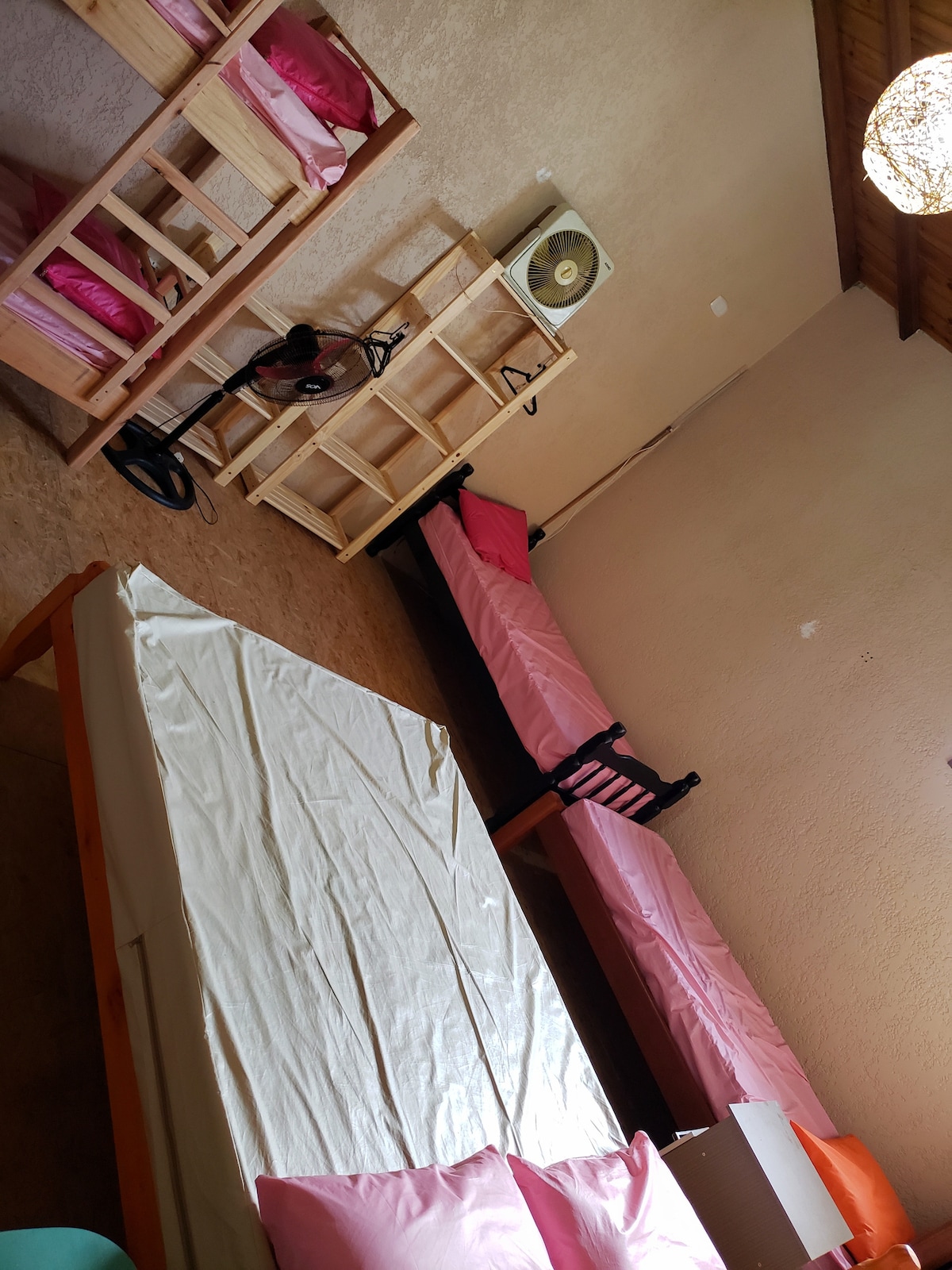 غرفة النوم 2