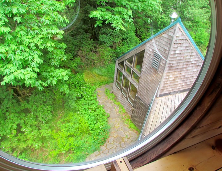 Soapstone Woodland River Retreat Cabins for Rent in Unincorporated