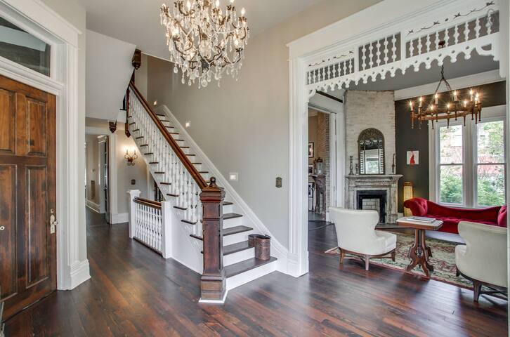 The Waverly – Less than 2mi from Downtown gallery image 2