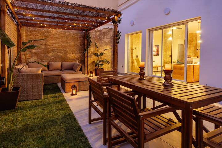 Luxury 3 Bedroom Apt Garden Terrace beach location