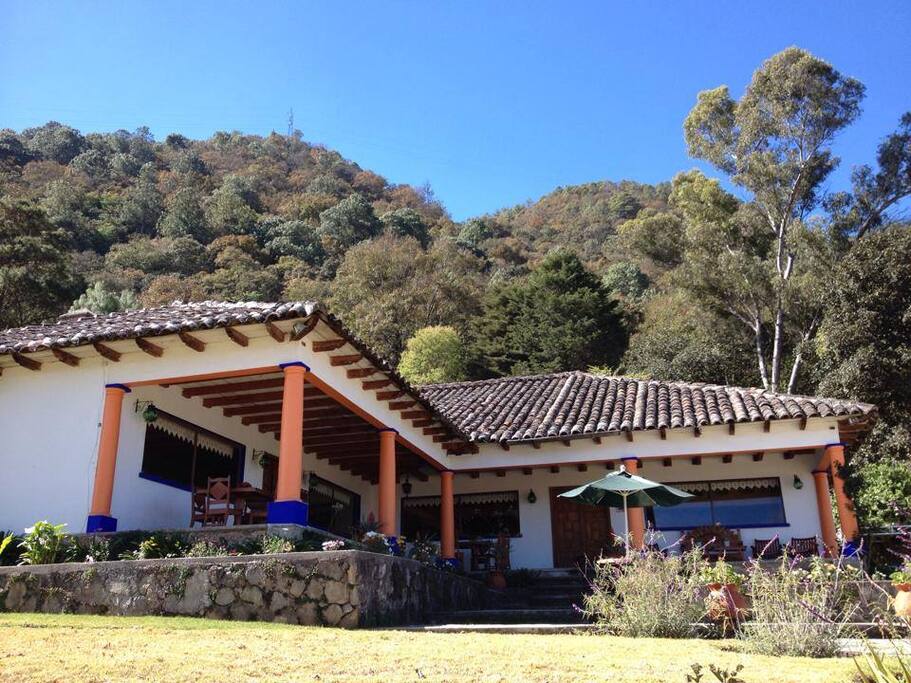 Recepción y restaurante
